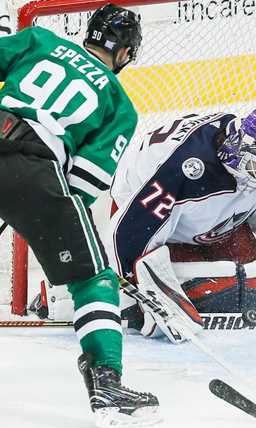 Dubois gets go-ahead goal, Blue Jackets beat Stars 2-1